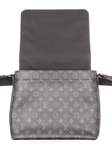 Louis Vuitton Monogram Eclipse District Mm Messenger Bag Fw0525exzdu
