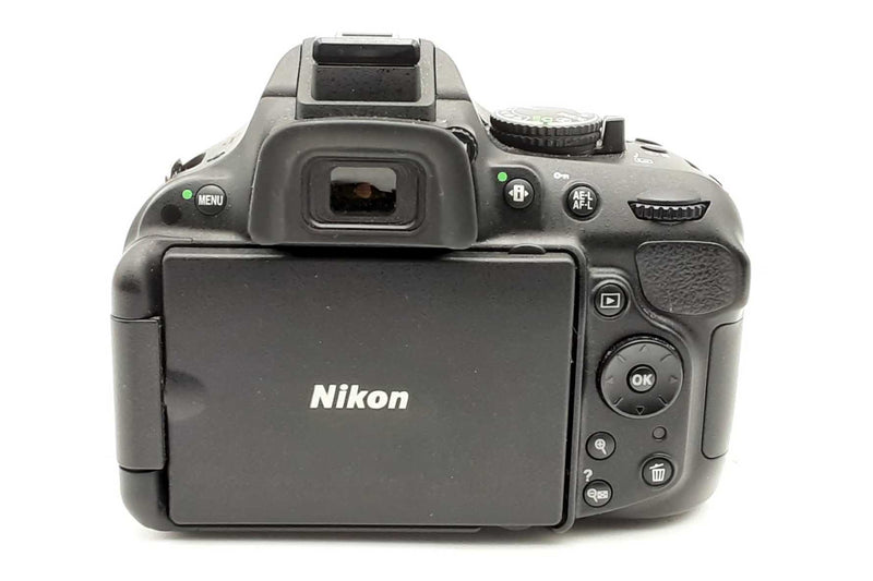 Nikon D5200 Digital Slr Camera Eb1223lrxde