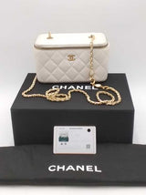 Chanel Quilted Lambskin Vanity Case Eb1026olxzsa