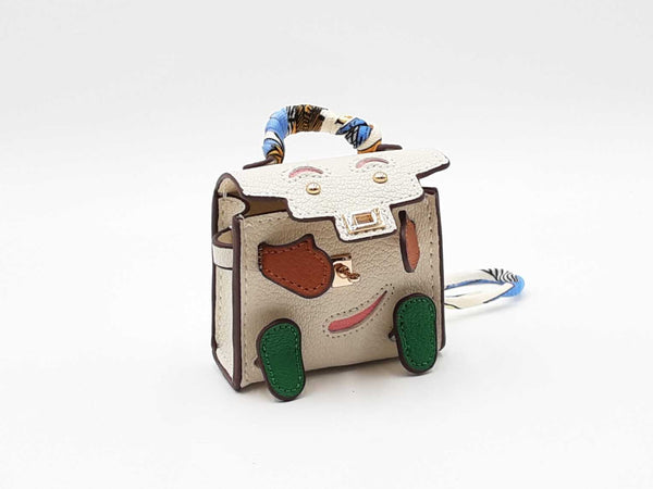 Mini Plaything Bag Charm In Ivory Fw0825cdu
