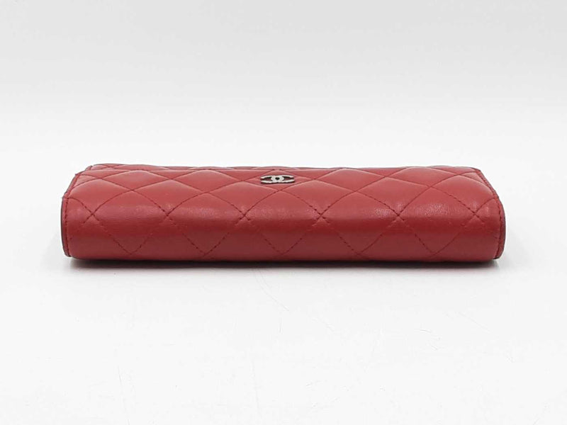 Chanel Continental Wallet In Red Diamond-quilted Leather Fw0425orzdu