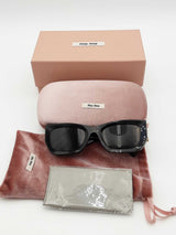 Miu Miu Black Sunglasses Smu 09w Eb0726lcrsa