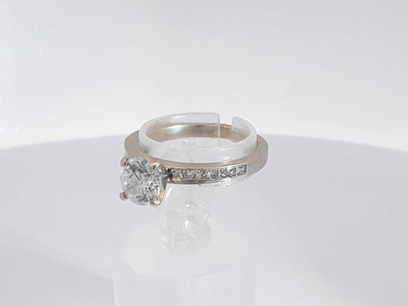 1.32 Cttw Diamond 14k White Gold Ring 2.9 Grams Size 7 Aa0325lrxzsa