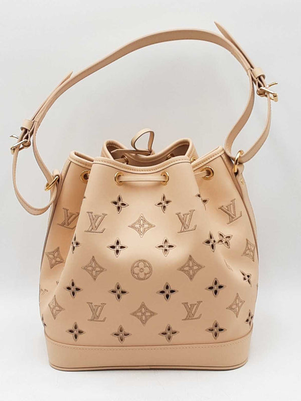 Louis Vuitton Petit Noe Neo Broderie Anglaise Shoulder Bag Eb1125lrxzdu