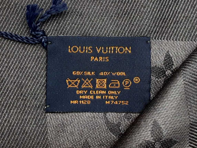 Louis Vuitton Monogram Classique Silk & Wool Square Shawl Fw0325ozxdu