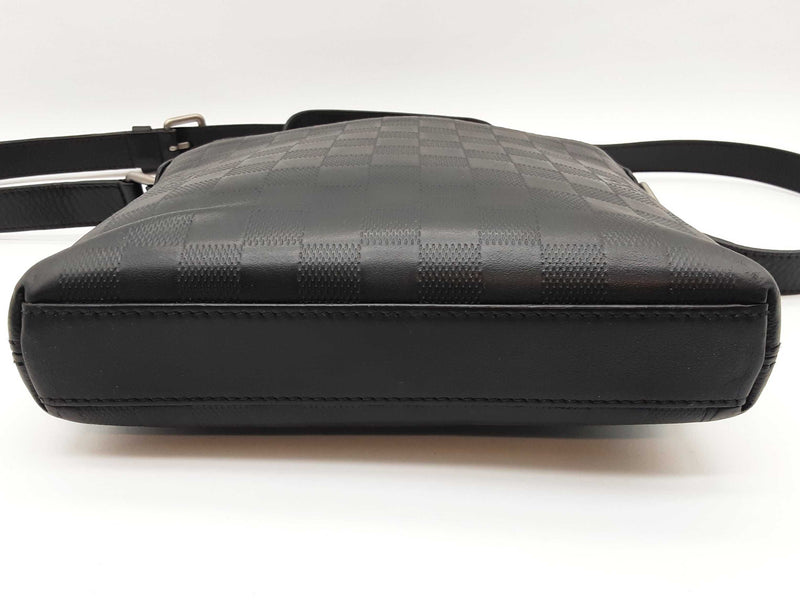 Louis Vuitton District Pochette Black Damier Infini Messenger Bag Do0525cxzde