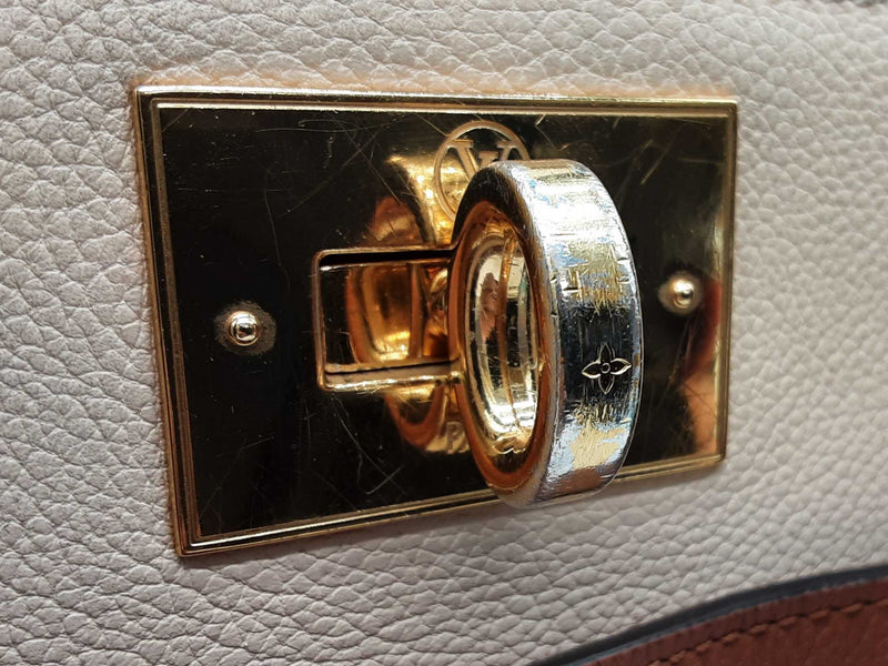 Louis Vuitton Calfskin Monogram On My Side Handbag Sd0525wzxde