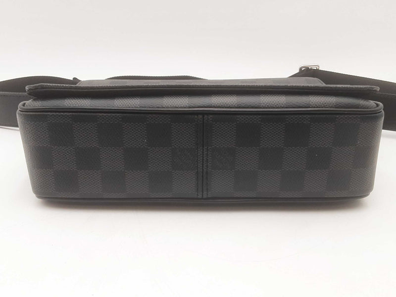 Louis Vuitton District Pm Damier Graphite Canvas Messenger Bag Sd0825czxsa