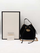 Gucci Marmont Bucket Bag In Matelassé Black Velvet Fw0825lrxdu