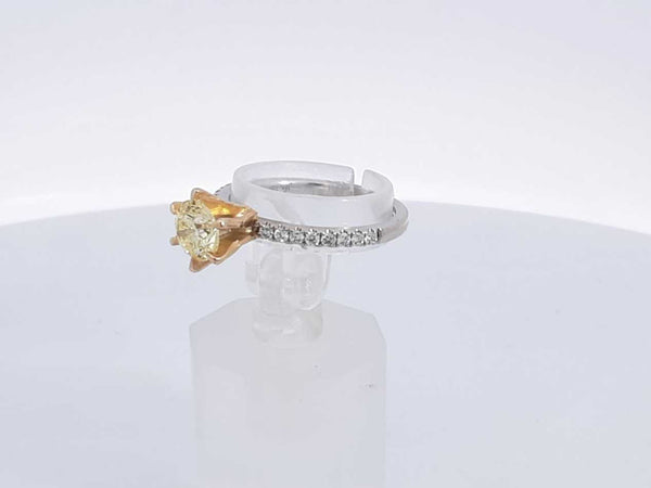 0.96 Cttw Diamond Ring 18k White & Yellow Gold 3 Grams Size 6.5 Aa0225loxzsa