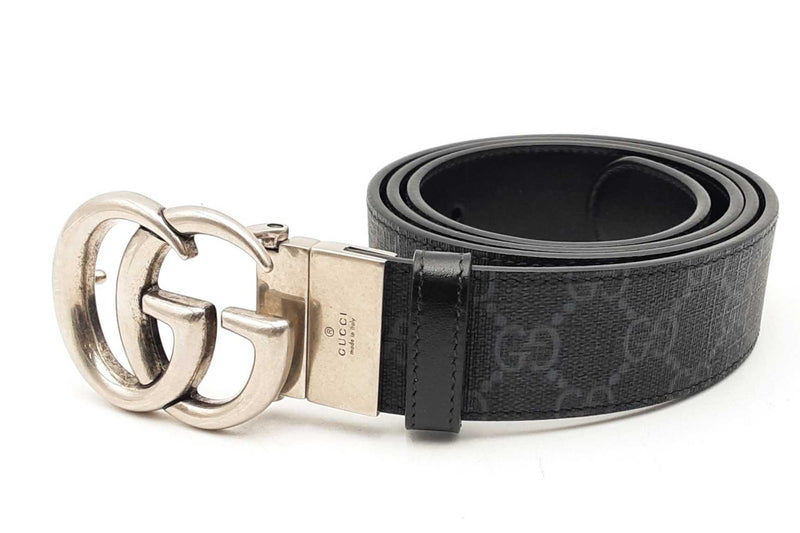 Gucci Gg Supreme Canvas Reversible Belt With Silver Tone Buckle Eb0225oxzsa