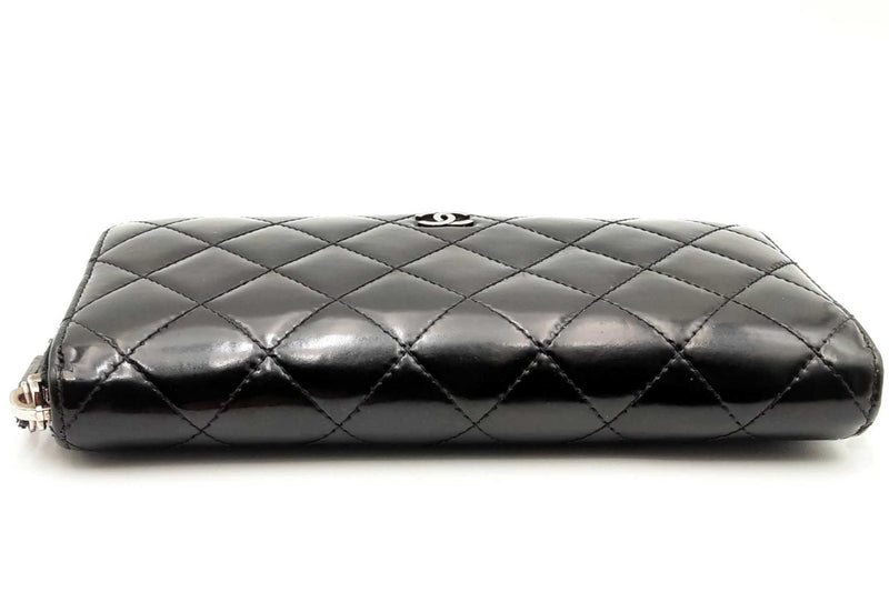 Chanel Quilted Black Patent Leather Zip Around Wallet Eb0824orxsa