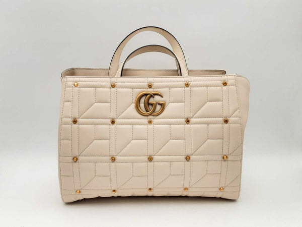 Gucci Matelessé Leather Studded Tote Bag In Off-white Fw1224cxzsa