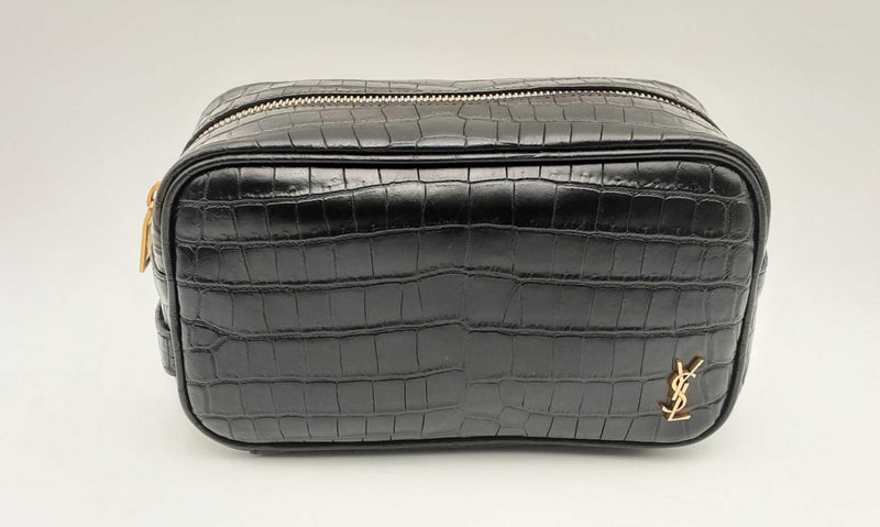 Yves Saint Laurent Monogram Embossed Pouch Hs0424oxzsa