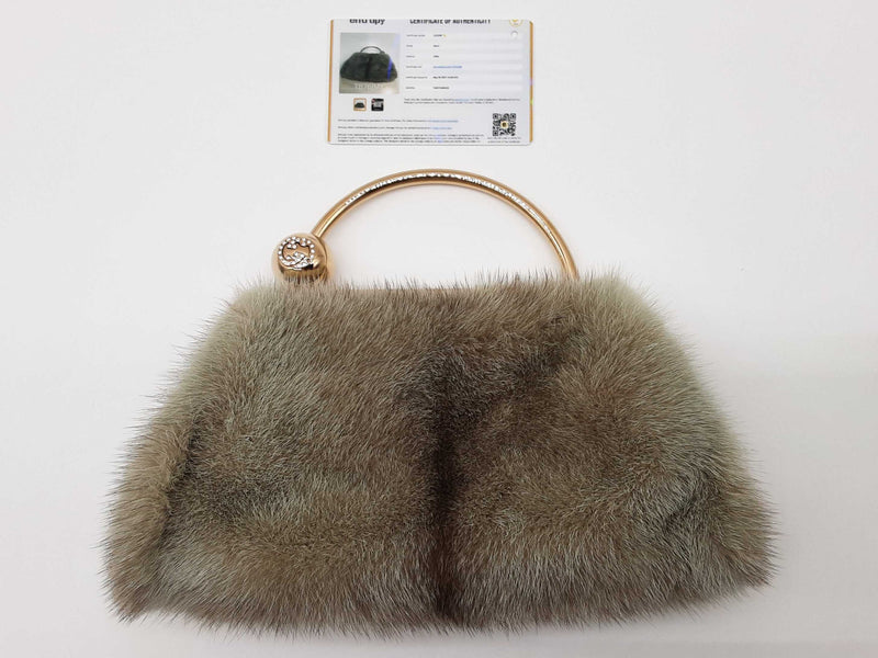 Gucci Gray Mink Swarovski Crystals Clutch Bag Do0525lwxzde