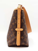 Louis Vuitton Carryall Pm & Pochette In Monogram Coated Canvas Fw0826c4zdu