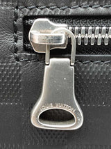 Louis Vuitton Discovery Messenger Bag In Damier Infini Leather Fw0626iordu