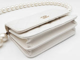 Chanel Mini Wallet On "Maxi Pearls" Chain In White Leather Fw1225srxdu