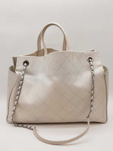 Chanel Quilted Caviar Cc Pocket Tote Bag Eb0326orxzde