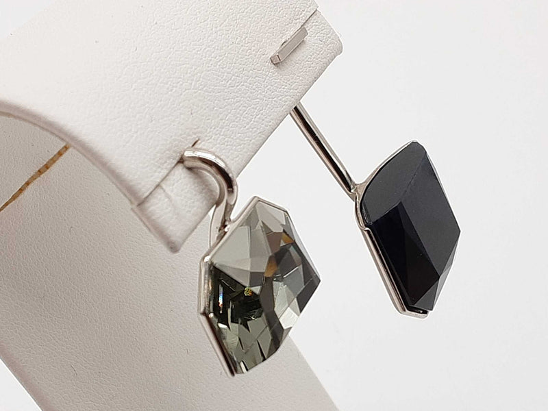 Christian Dior Cruise Asymmetrical Half Stud Earrings Do1025oxzde