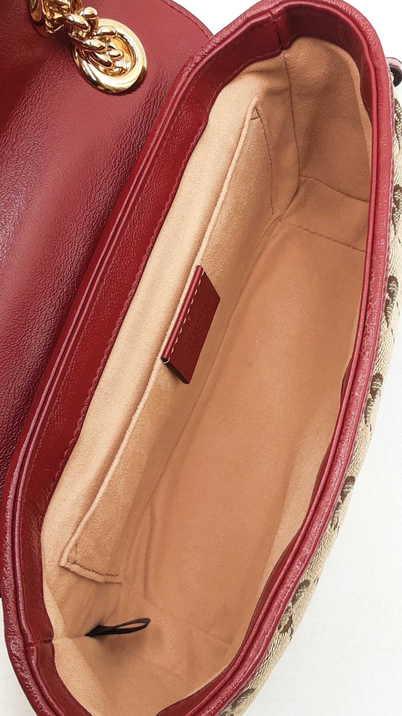 Gucci Marmont Flap Bag In Matelassé Gg Canvas & Red Leather Fw0925rzxdu