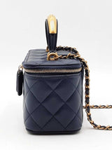 Chanel Small Top Handle Vanity In Navy Blue Matelassé Lambskin Fw1025orxzdu