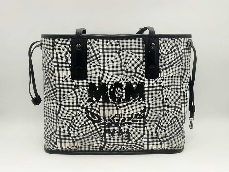 Mcm Liz Reversible Shopper Tote In Visetos Black Fw1124lrxsa