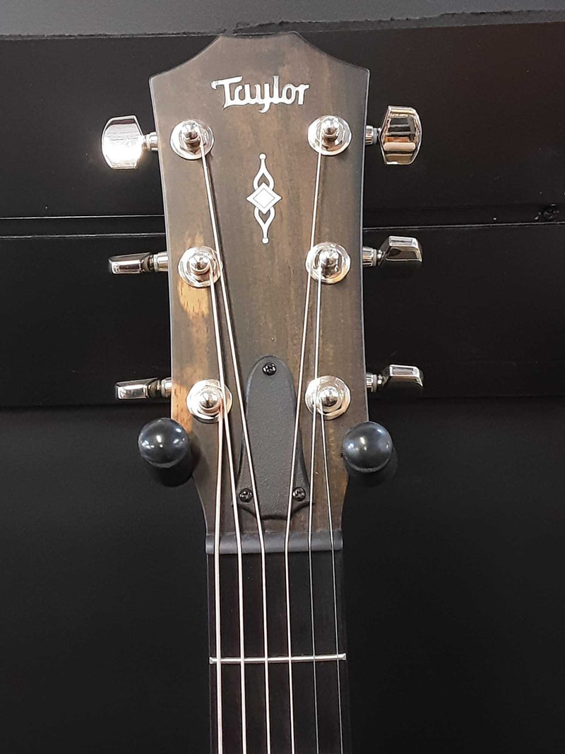 Taylor Grand Auditorium 314 E Acoustic / Electric Guitar Eb0724ixzsa