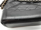 Chanel Gabrielle Quilted Black Aged Leather Crossbody Hobo Bag Do1025lrxzde