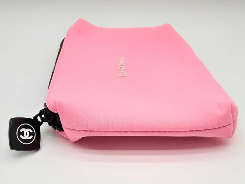 Chanel Vip Neon Pink Neoprene Cosmetic Bag Do0225oxde