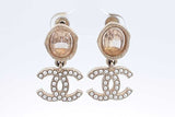 Chanel Crystal & Pearl Cc Logo Drop Earrings 7.7 Grams Eb0424oxzdu