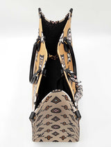 Louis Vuitton Onthego Gm In Monogram Giant Wild At Heart Canvas Fw0926exzdu