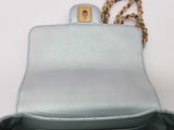 Chanel 24c Coco Light Blue Iridescent Quilted Leather Crossbody Bag Do0925pxzxde