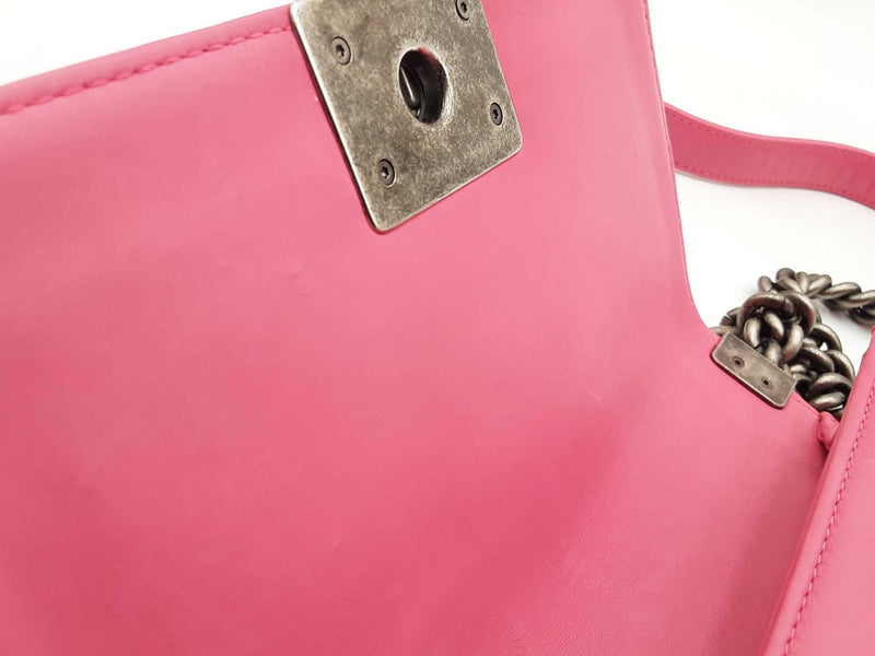 Chanel Stingray Small Boy Bag Pink Aa0425oozxsa