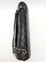 Chanel Classic Maxi Double Flap Black Calfskin Leather Shoulder Bag Do0225izxzde