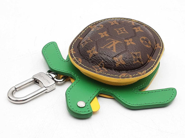 Louis Vuitton Lv Turtle Monogram Pouch Bag Charm Sd0925rzxsa