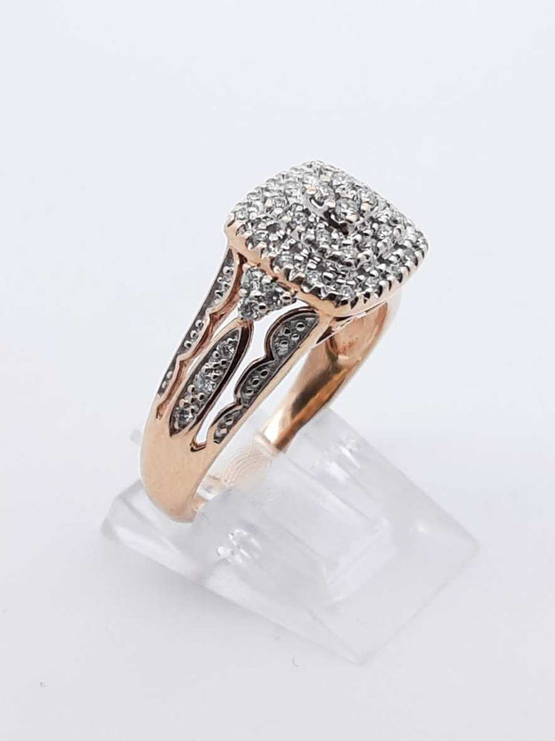 Keepsake 0.48 Cttw Diamond & 10k Gold Halo Ring 5.4 Grams Size 8.5 Fw0725orxdu