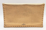 Valentino Garavani Rockstud Gold Metallic Leather Envelope Clutch Eb0726wxzsa