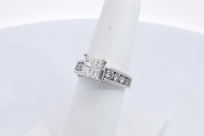 Approx. 1.36ctw Diamond Ring In 14k White Gold 6.9 Grams Size 7 Eb1224lxxzsa