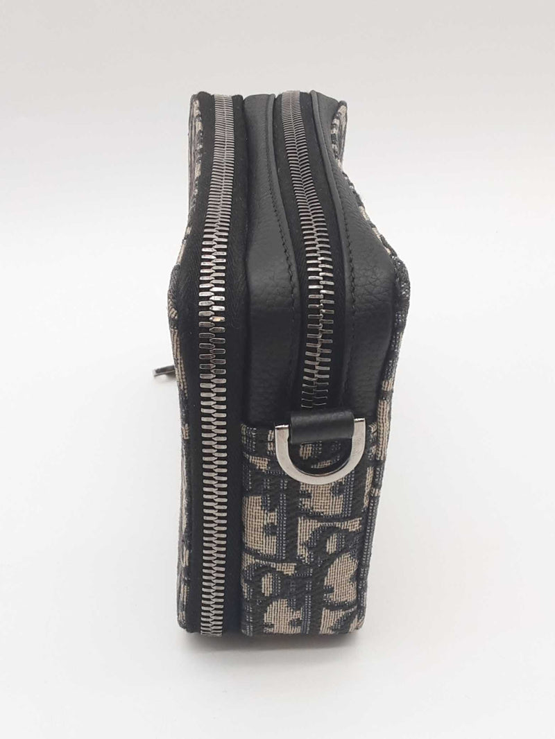 Christian Dior Zipped Pouch With Strap Dior Oblique Jacquard Sd0725czxde