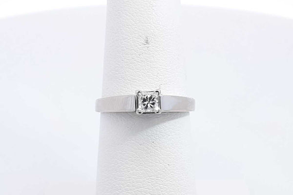 Approx. 0.05ctw Princess Cut Diamond Ring 14k White Gold 2.9g Size 6 Eb1024exsa