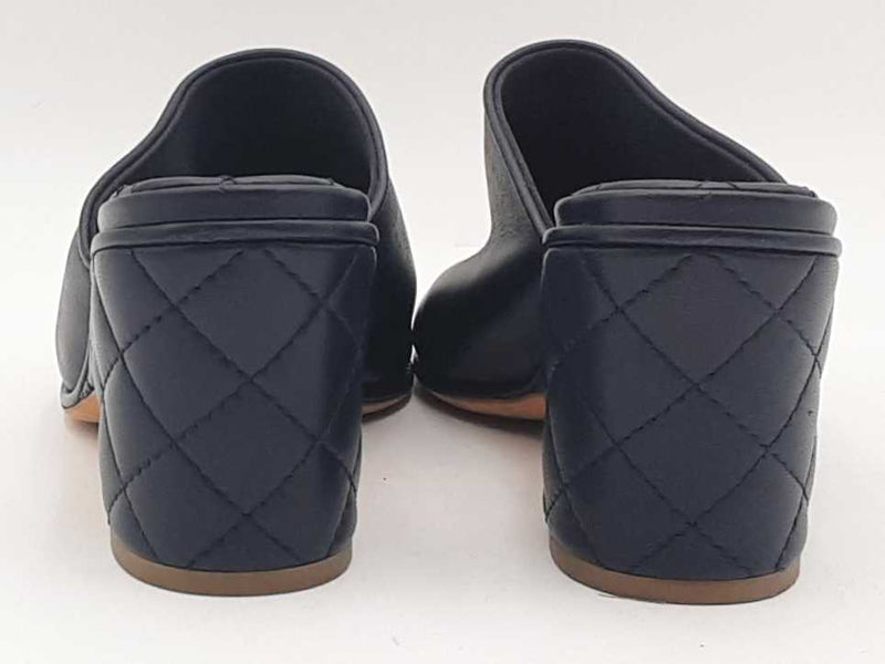 Chanel Cc Lambskin Wedges Blue Size Eu 36.5 Aa1025lpzsa
