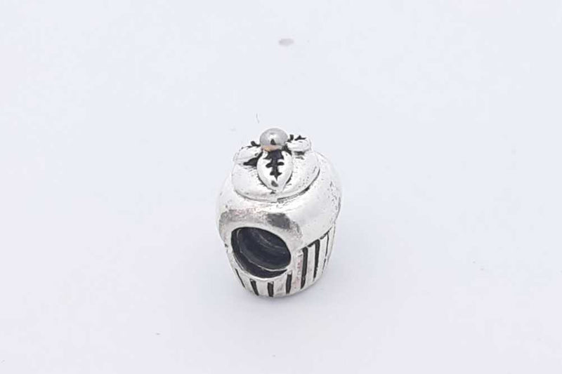 Pandora 925 Sterling Silver Cupcake Charm 3.9 Grams Eb0425isa