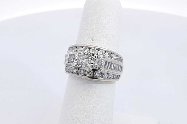 Approx. 1.6ctw Diamond Ring In 10k White Gold 6.8 Grams Size 5.25 Eb0125prxsa