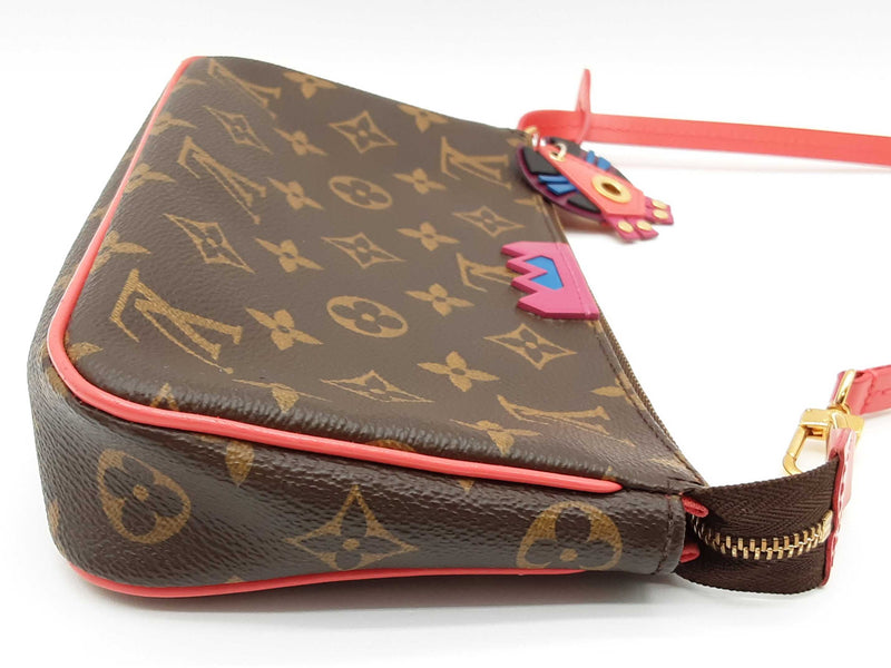 Louis Vuitton Pochette Totem Brown Monogram Shoulder Bag Do0325rrxde