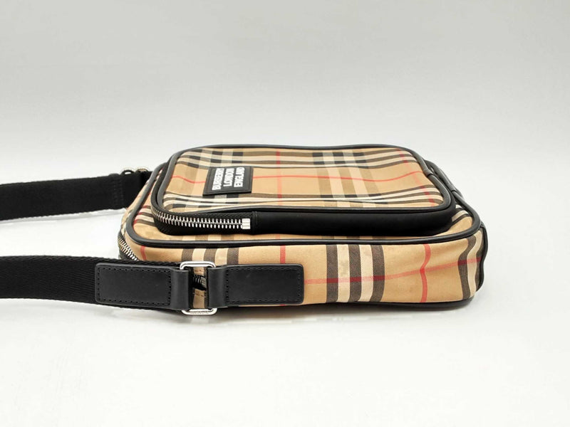 Burberry "Vintage Check" Messenger Bag In Archive Beige Fw0824crsa