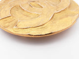 Chanel Cc Logo Gold-tone Hammered Finish Brooch Fw1025lrzdu