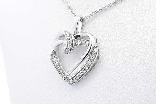 Approx. 0.23ctw Lab Grown Diamond 925 Heart Pendant & Chain 3.4g Eb1124pcsa