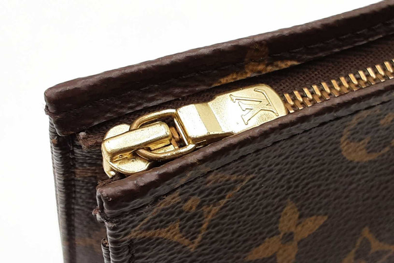 Louis Vuitton Monogram Coated Canvas Pochette Toilette Fw0525lrzdu