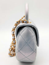 Chanel 24c Coco Light Blue Iridescent Quilted Leather Crossbody Bag Do0925pxzxde